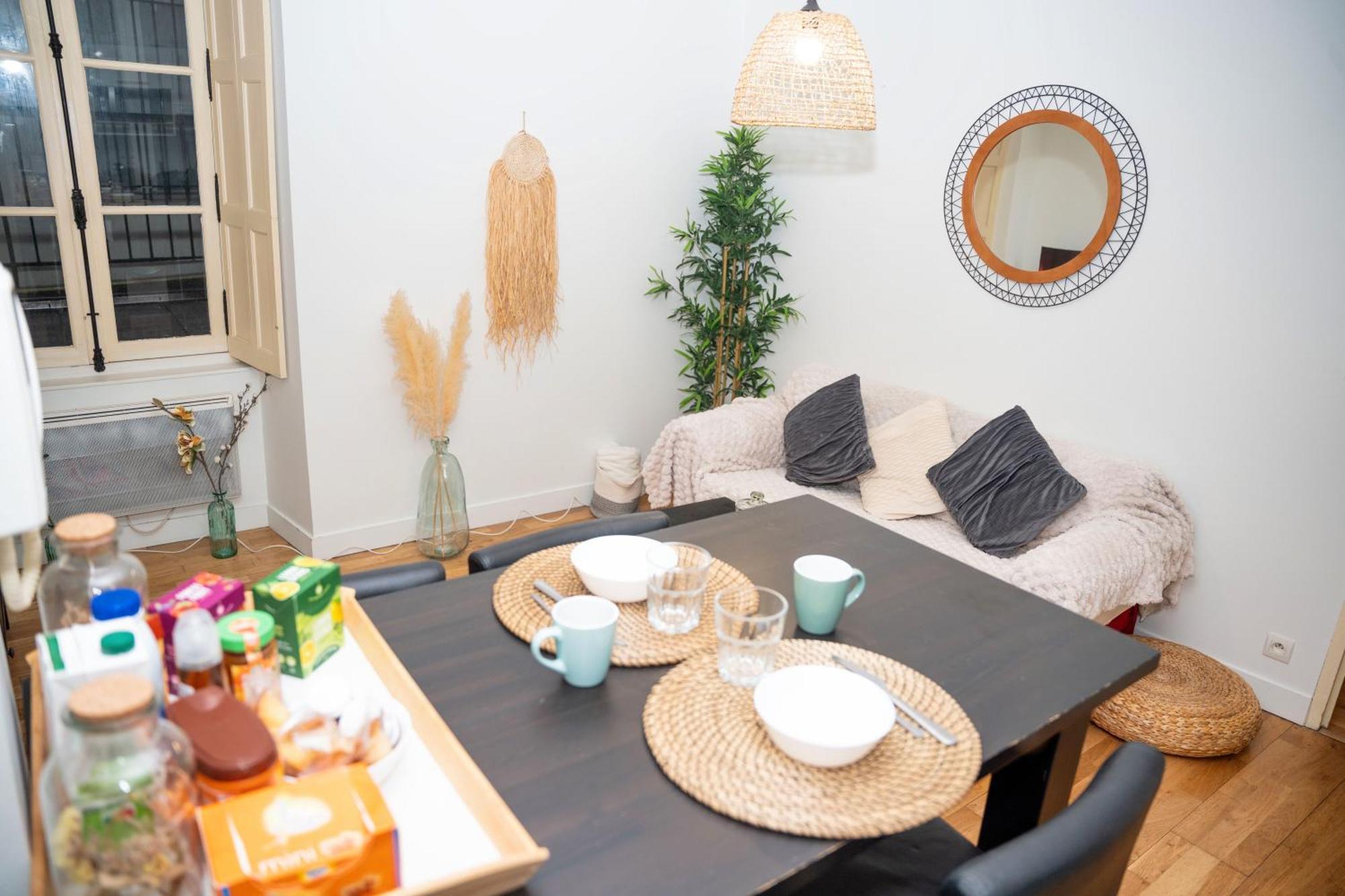 Le Castel Apartment Нант Екстериор снимка