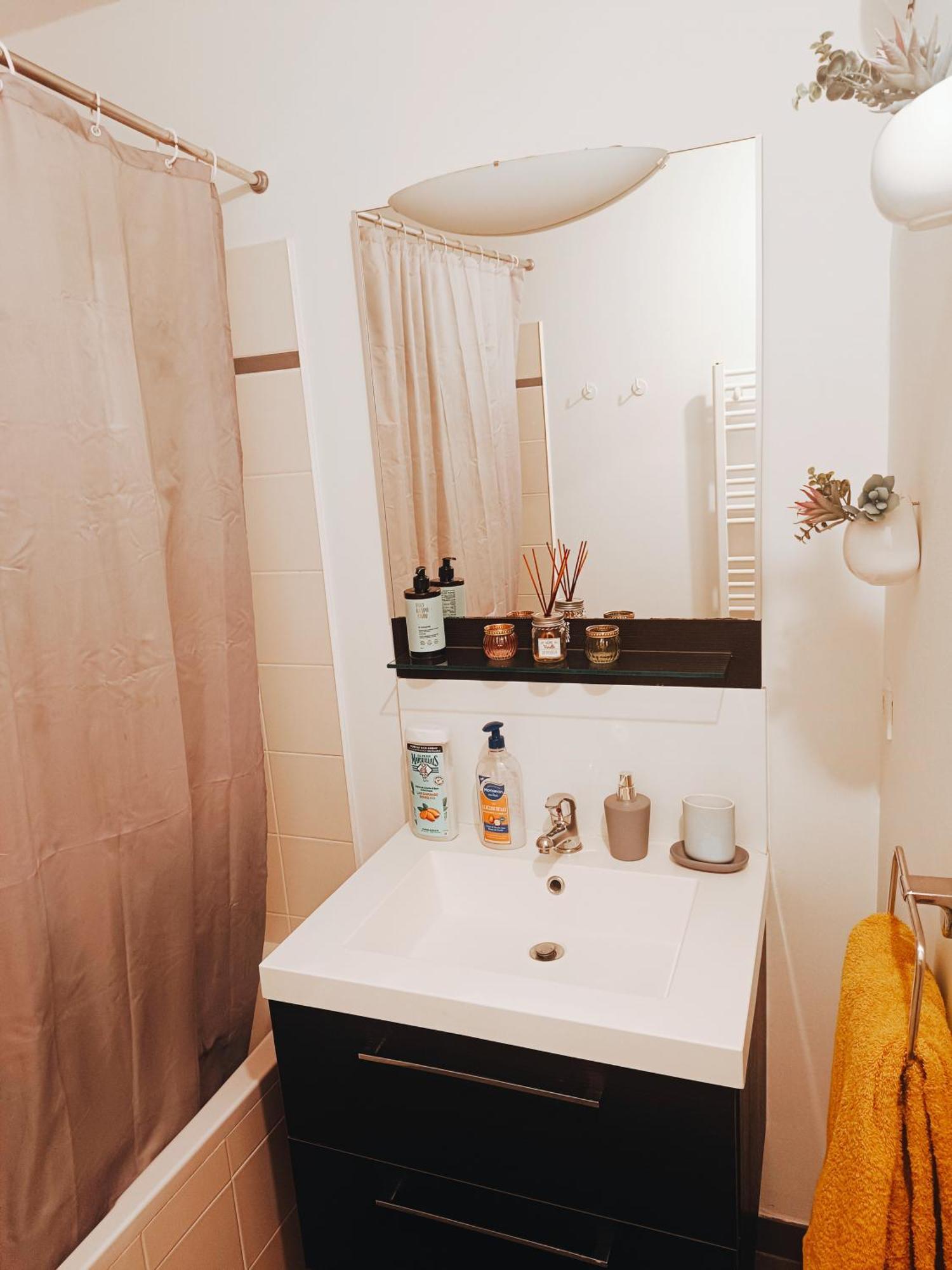 Le Castel Apartment Нант Екстериор снимка